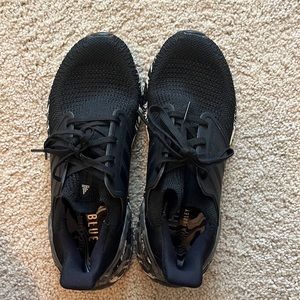 Adidas Ultraboost Women’s Size 8